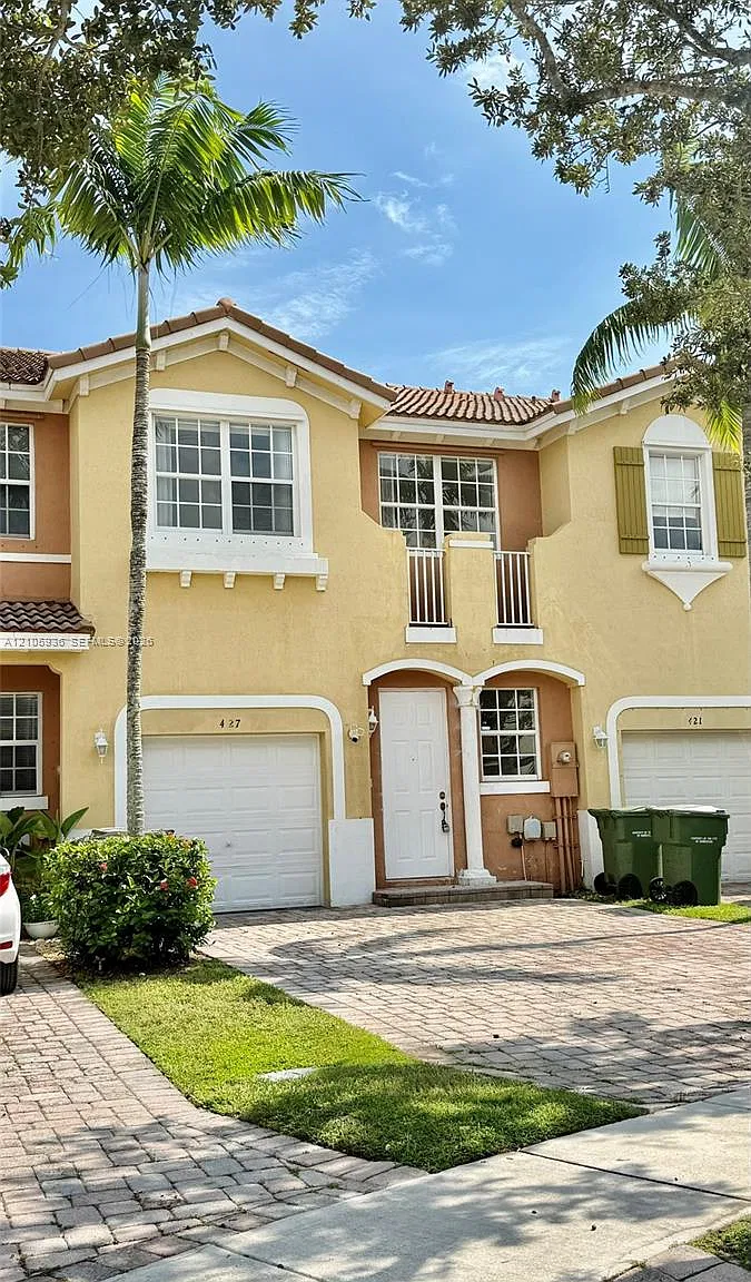Portofino Villas West — Photo 1