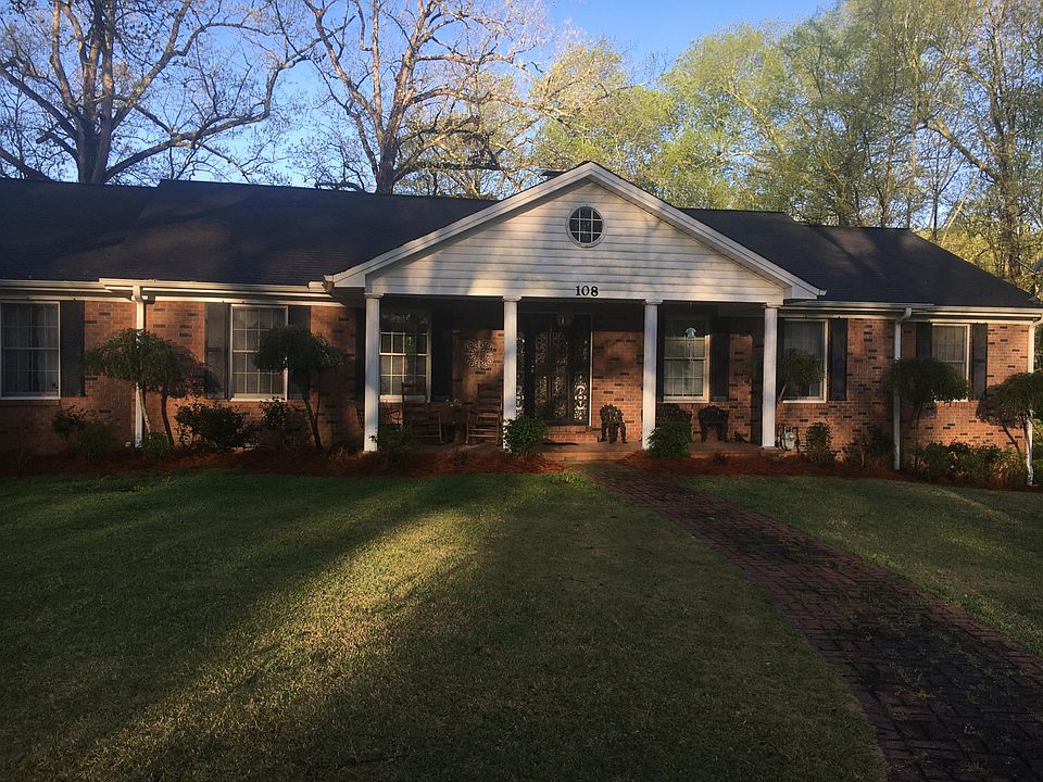1st image of 108 Wildwood Dr
