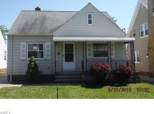 21102 Gardenview Dr, Maple Heights, OH
