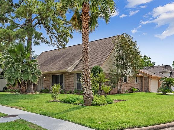 2nd image of 3311 Chris Dr