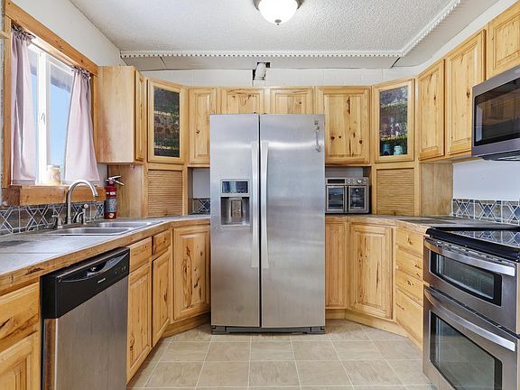 3rd image of 1960 Prairie Ln