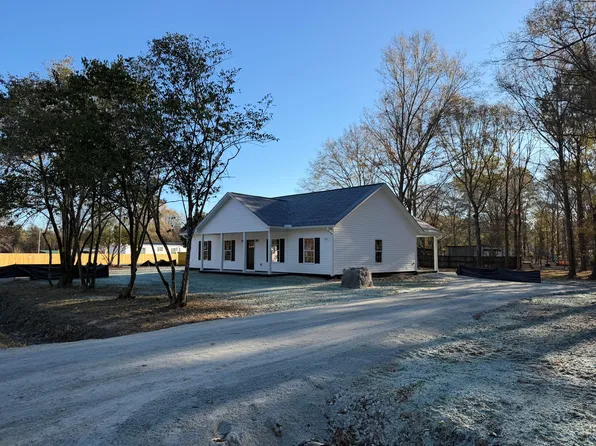 601 Durango Ln, Cottageville, SC 29435