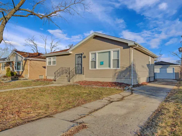 664 E 162nd St, South Holland, IL 60473