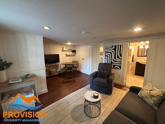 4th image of 97 Cathedral St APT B