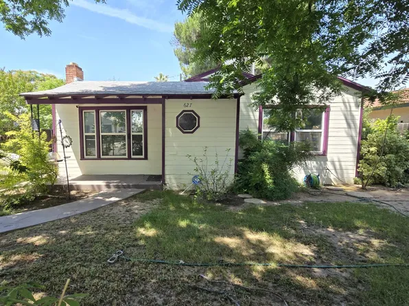 627 N Poplar Ave, Fresno, CA 93728