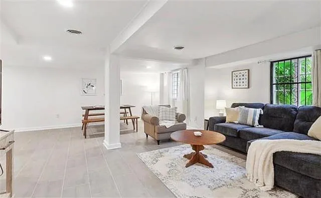 1733 Robert St #A — Photo 8