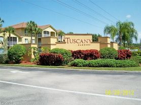 6330 Aragon Way, Fort Myers, FL