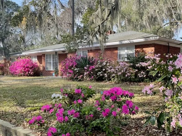 122 E Fairmont Avenue, Savannah, GA 31406