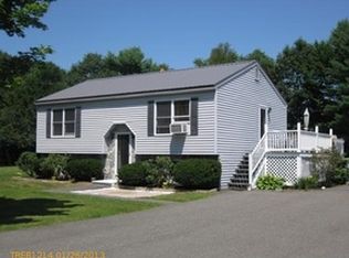 75 Bradford Ln, China, ME 04358