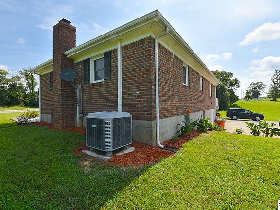 5th image of 17465 Leitchfield Rd