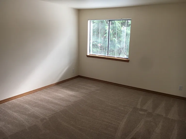 Meridian Place — Photo 17
