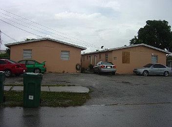 2nd image of 5710 SW 42nd Pl