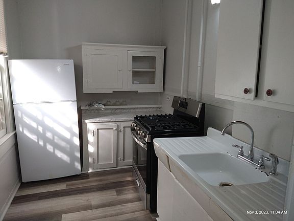 5th image of 822 E Carson St #2