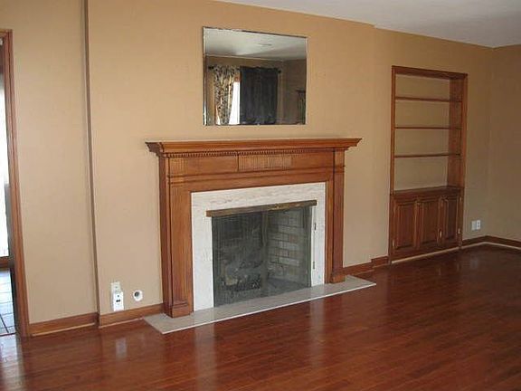 3rd image of 615 N 6th St