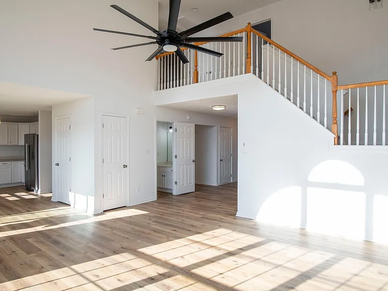 917 Winding Oak Trl — Photo 6