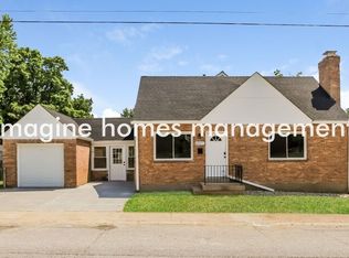 6101 Murray Rd, Cincinnati, OH 45227