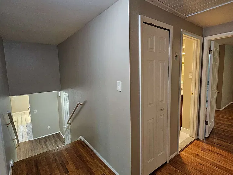 591 E Long Lake Rd — Photo 23