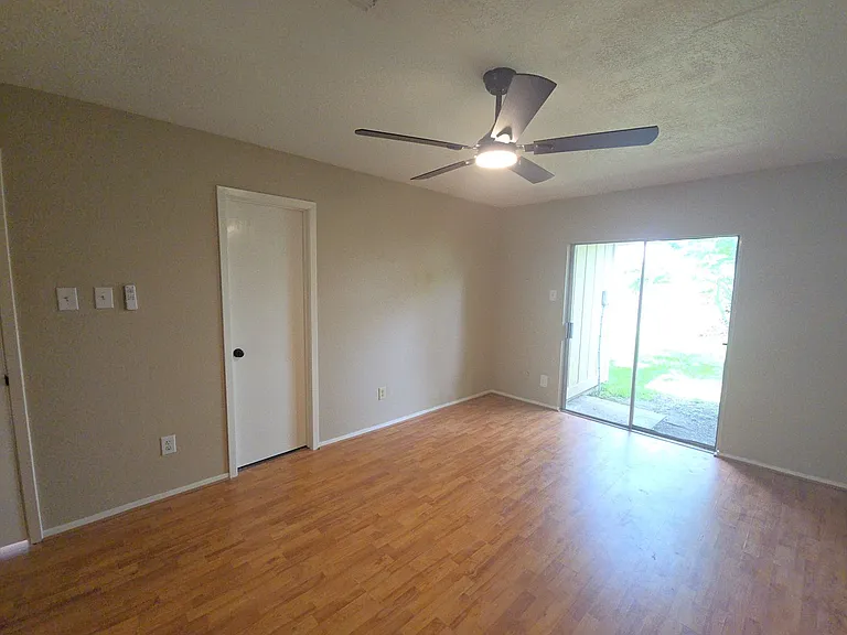 11130 Thunderhaven Dr — Photo 7