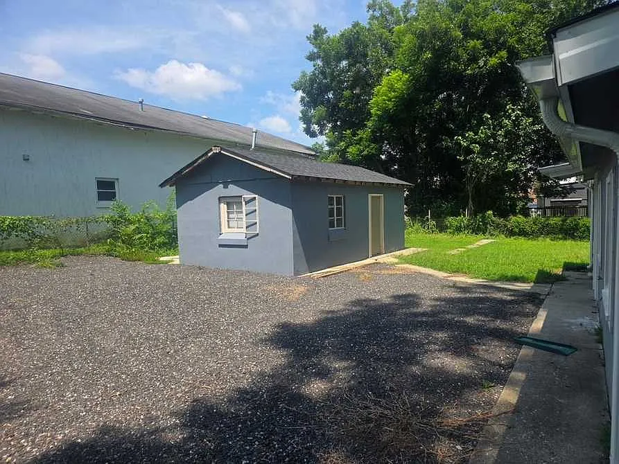 3 bed, 1438 sqft, $1,500 — Photo 2