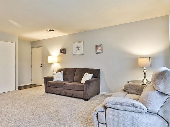 5th image of 5184 Eaglesnest Dr S APT 7