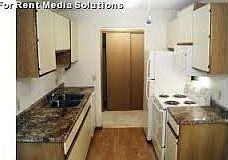 3rd image of 12373 Oak Park Blvd NE