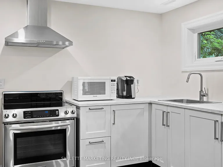 17 Sabrina Ct #BASEMENT — Photo 13