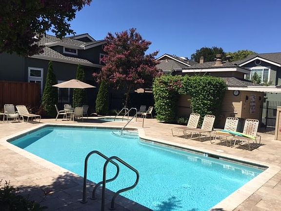 2nd image of 2951 Carrington Ct