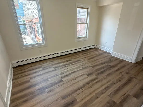 64 N 13th St, Newark, NJ