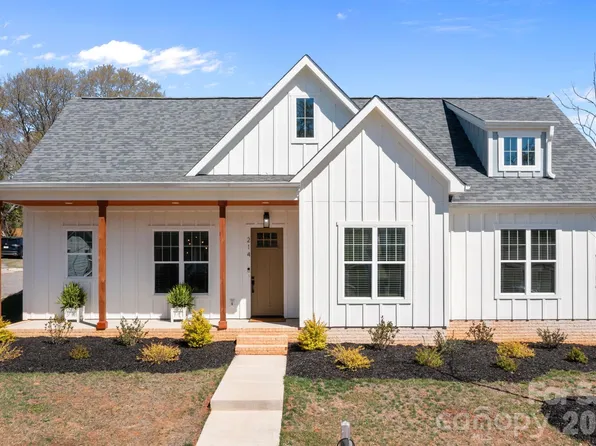 214 S Cedar St, Belmont, NC 28012