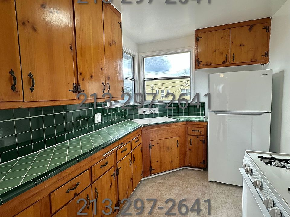 1st image of 1015 N Normandie Ave #10