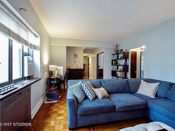 4th image of 5044 N Marine Dr APT D6