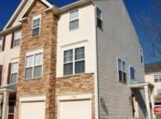 25380 Ashbury Dr, South Riding, VA 20152