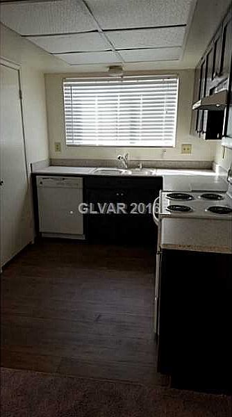 2nd image of 4615 Monterey Cir Unit 4