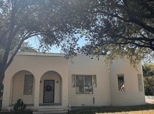 1501 Galveston St, Laredo, TX 78040