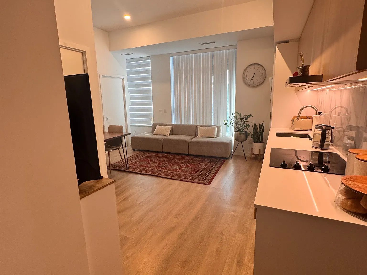 2 bed, $2,950 — Photo 1