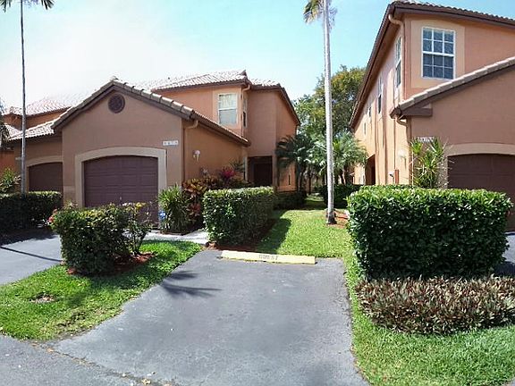 2nd image of 1479 Veracruz Ln