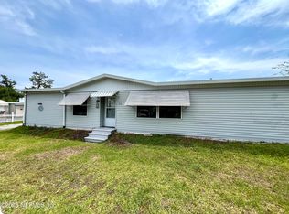 110 Mulberry St, Satsuma, FL 32189
