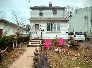 21 Morris Rd, Clifton City, NJ 07012