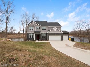 63770 Dequindre Rd, Washington, MI 48095