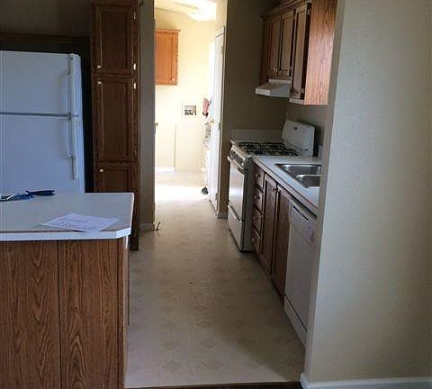 2nd image of 39642 Boulevard A