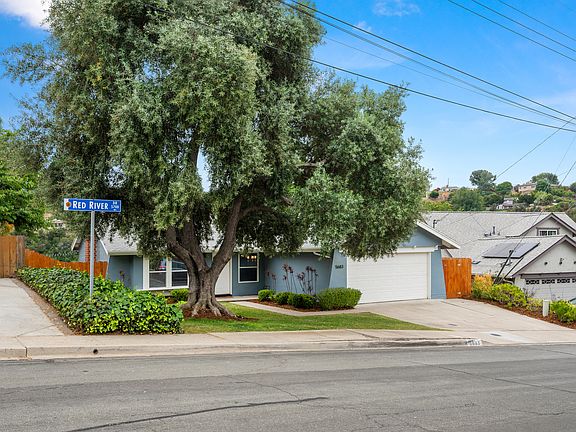 2nd image of 5683 Red River Dr