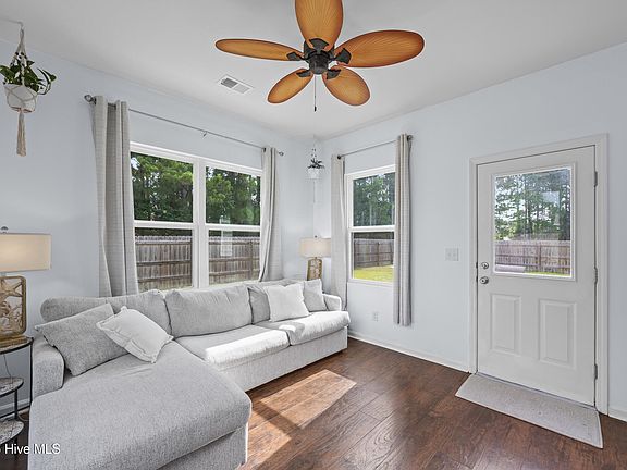 5th image of 7351 Bellacroft Drive