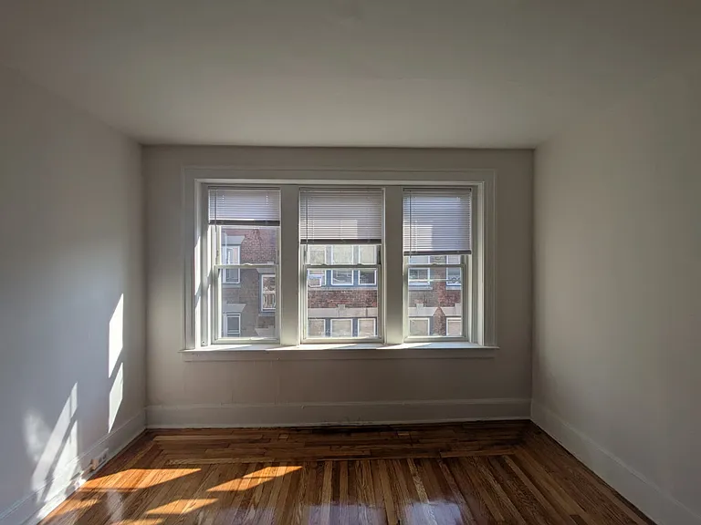 293 Norton St #CO7 — Photo 8