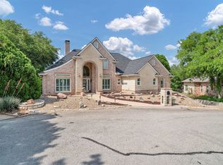 8617 Calviton Ct, Granbury, TX 76049