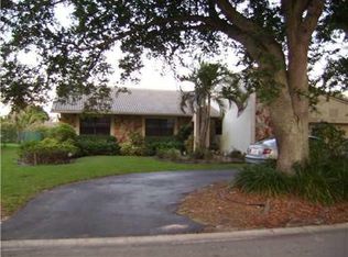 111 NW 104th Ter, Coral Springs, FL 33071