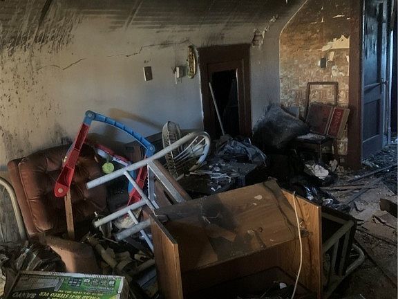 2nd image of 3549 E 151st St