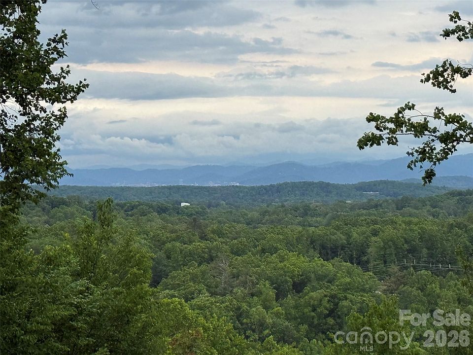 1st image of 16 Ridge Pine Trl