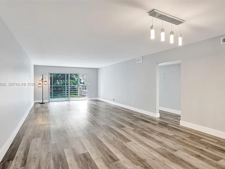 3001 Portofino Isle #K2 — Photo 14