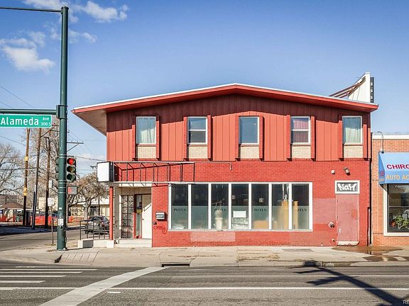 2nd image of 1395 W Alameda Ave