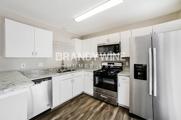 11105 Robin Lake Ct — Photo 8